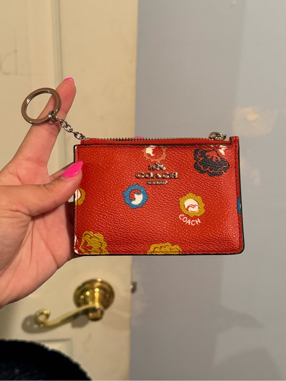 Coach Red Floral Zip Card Case Keyring - Picture 3 of 11